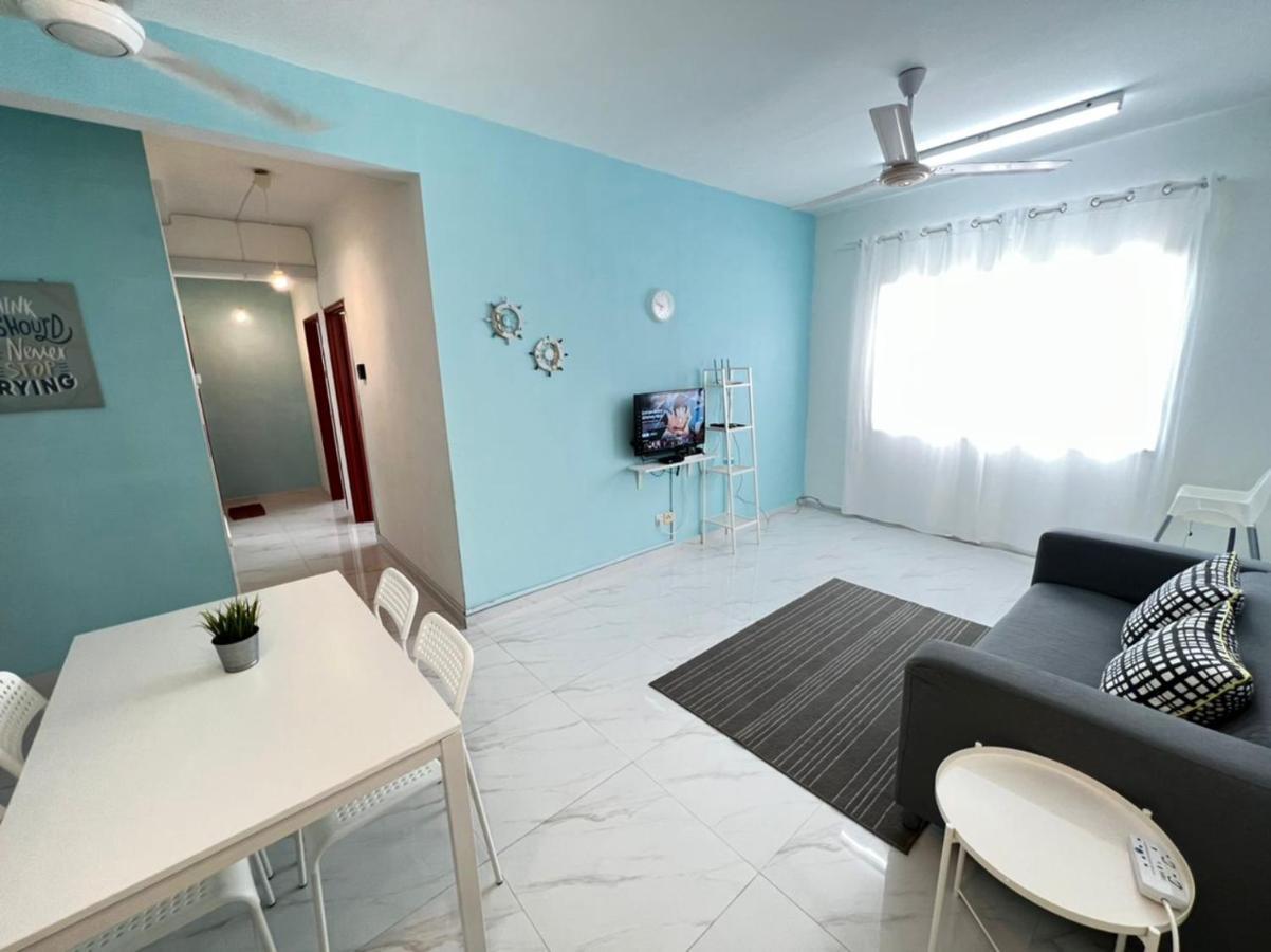 كُوالا تيرينغانو Seaview Holiday Apartment 2 - Free Wifi & Netflix المظهر الخارجي الصورة